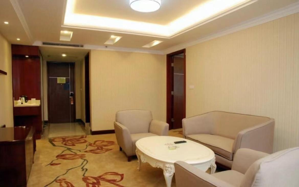 Vienna Hotel Dongguan Houjie Exhibition Center ภายนอก รูปภาพ