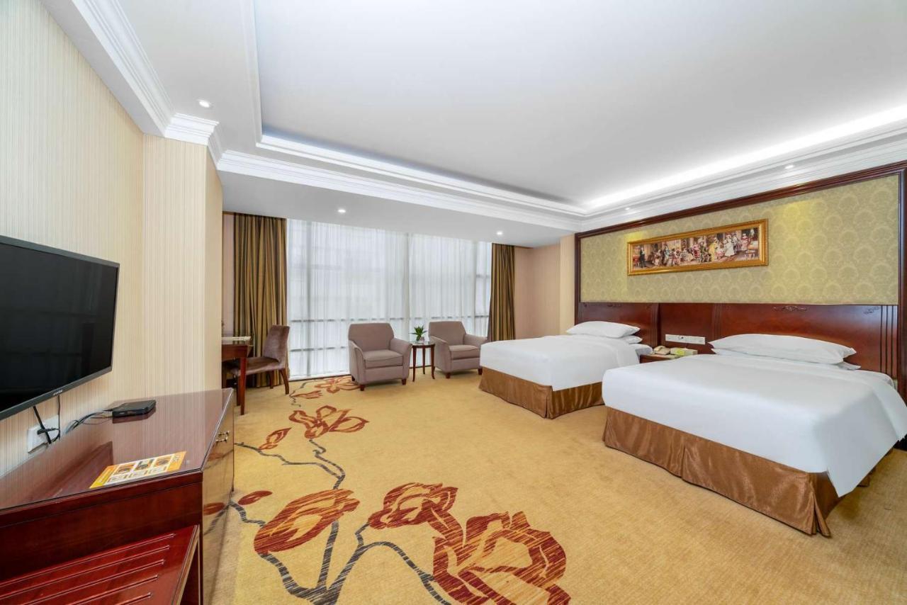 Vienna Hotel Dongguan Houjie Exhibition Center ภายนอก รูปภาพ