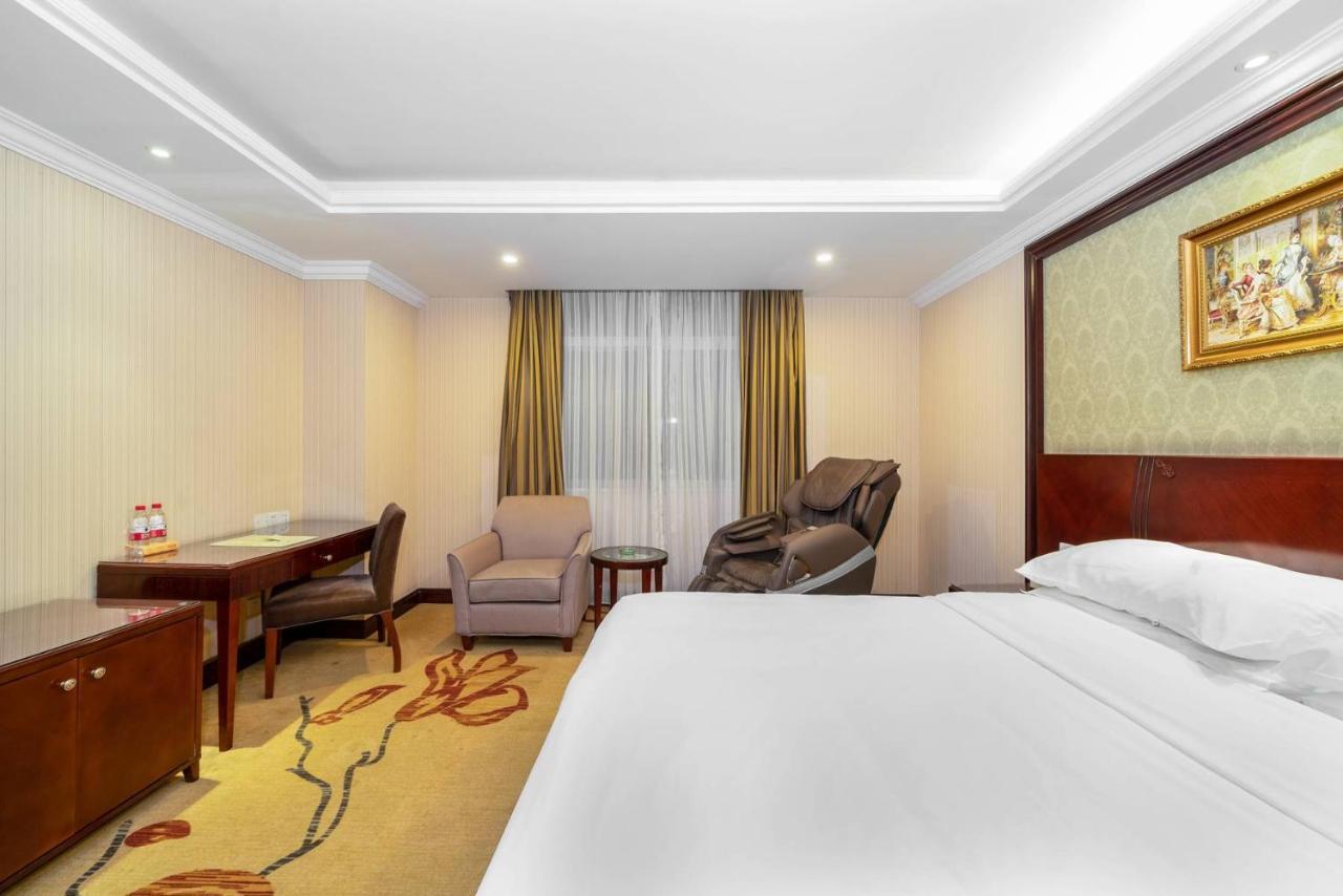 Vienna Hotel Dongguan Houjie Exhibition Center ภายนอก รูปภาพ