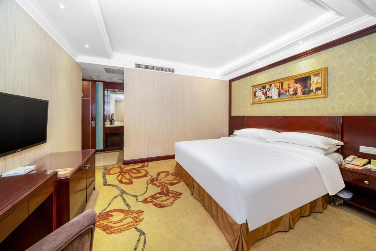 Vienna Hotel Dongguan Houjie Exhibition Center ภายนอก รูปภาพ